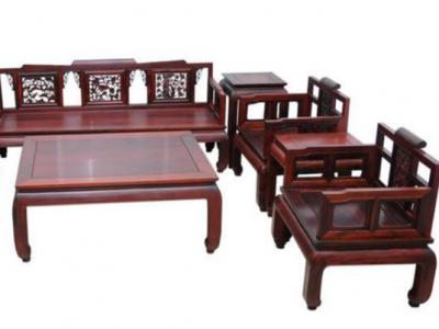 東陽(yáng)紅木家具行業(yè)緊跟社會(huì)需求轉(zhuǎn)變