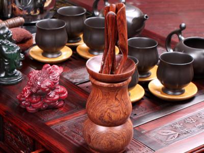大红酸枝茶具壶纹理漂亮