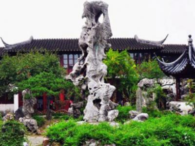 雕塑在园林景观设计中代表着什么