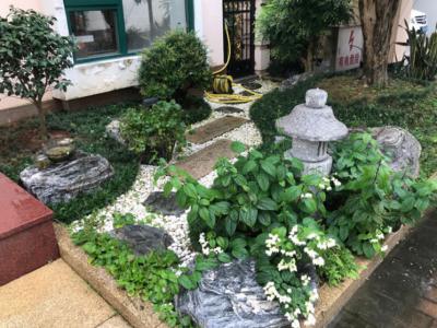 日式别墅花园设计石景