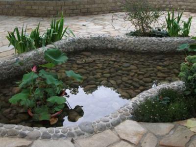 别墅庭院水景的作用与水景设计